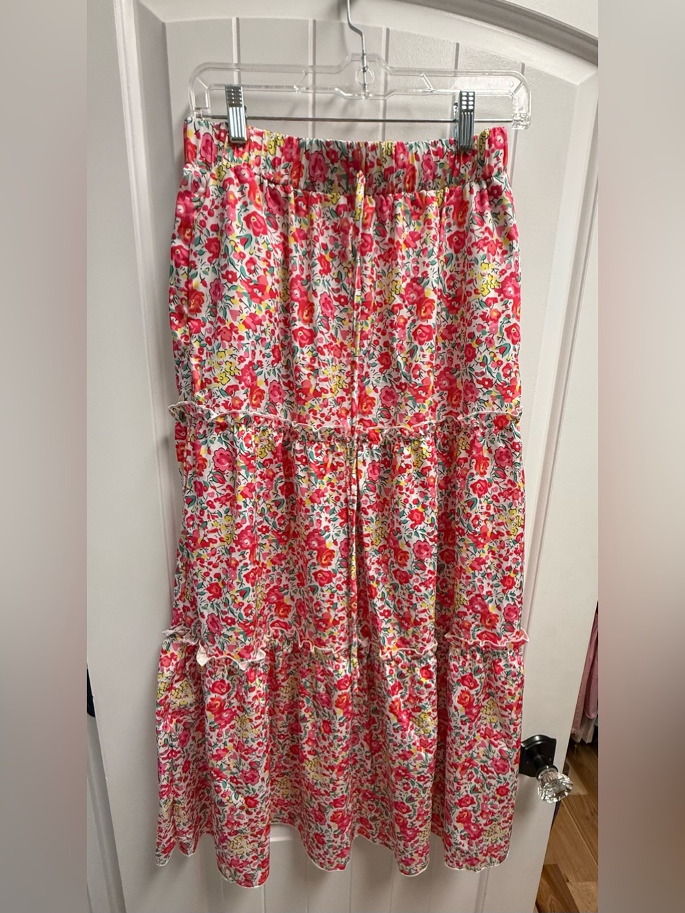 Floral Tiered Ruffle Maxi Skirt Pink Cottagecore Boho Size Small NWOT poly